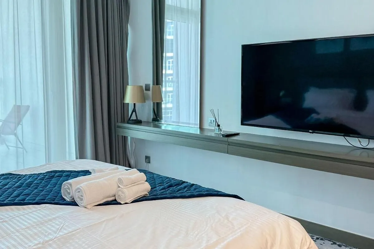 Luxury Studio Apartment In Downtown Dubai