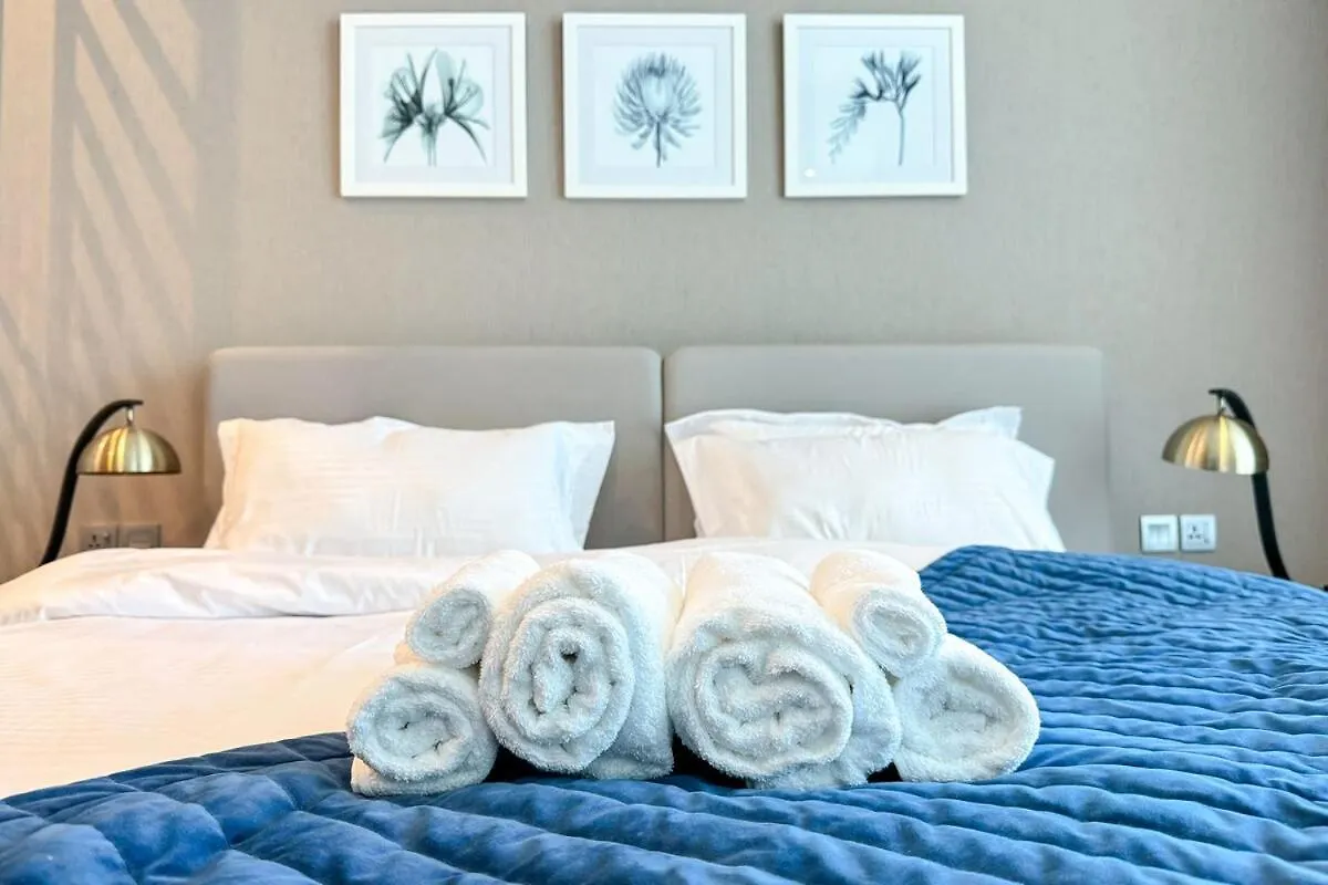 Luxury Studio Apartment In Downtown Dubai