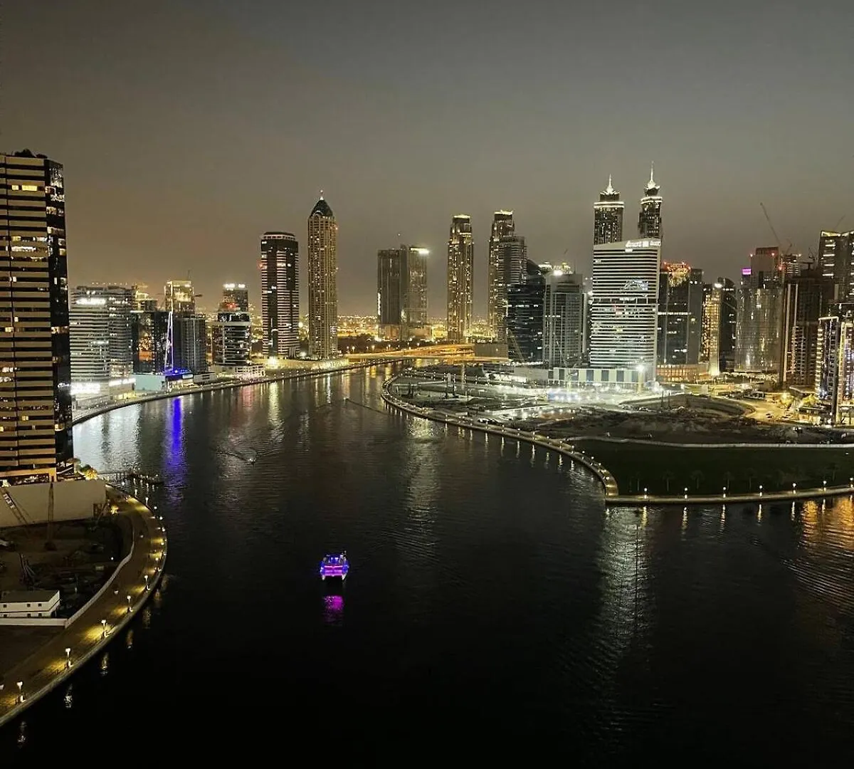 Luxury Studio Apartment In Downtown Dubai